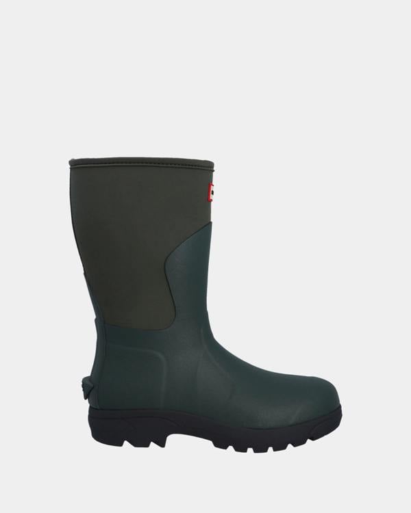 Hunter Unisex Balmoral Neoprene Short Boot - Dark Olive/Black | CHO | Designer Unisex Short Wellies