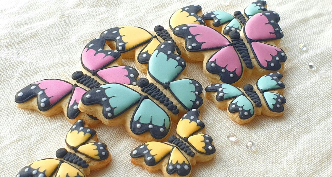 The Cookie Collaboration Hand-iced Butterfly Cookie LETTERBOX GIFT/Gifts for Her/Birthday Gift