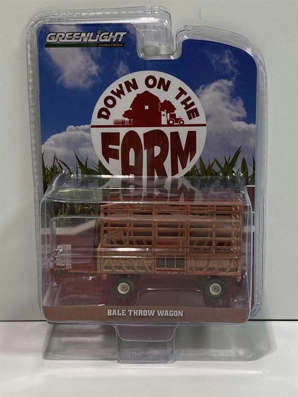 Greenlight Bale Throw Wagon Weathered Down on the Farm 1:64 48040F