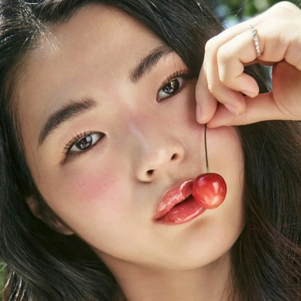 TOCOBO Juicy Berry Plumping Lip Oil 01 Chili Red