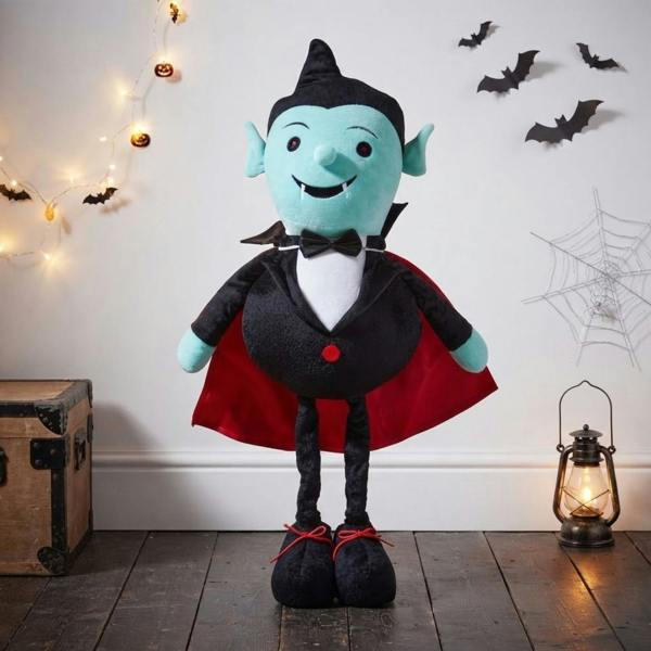 Garden Greatness Extendable Drac Spooky Halloween Plush
