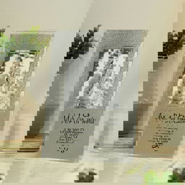 Personalised Memento Company Personalised Heart & Swirl 4x4 Glitter Glass Photo Frame