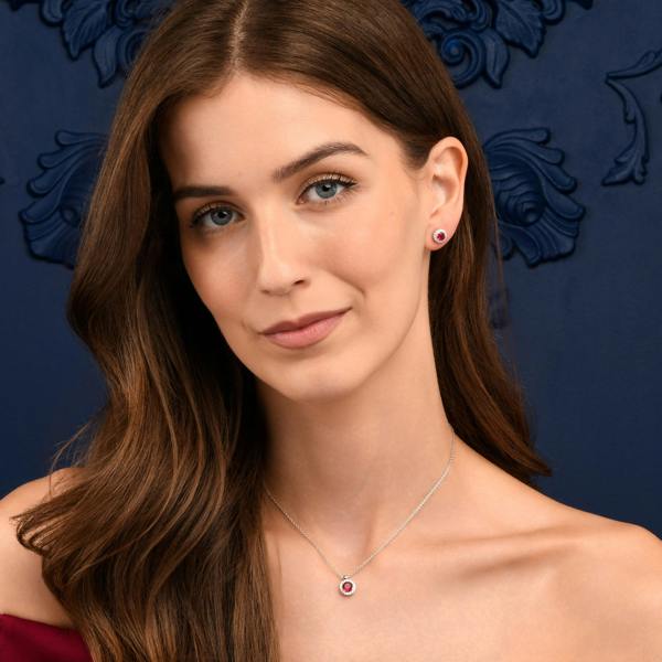 namana 925 Sterling Silver Red Cubic Zirconia Round Halo Pendant Necklace