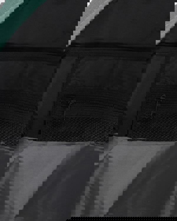 Lyle & Scott Backpack - W130 Everglade - inside laptop compartment