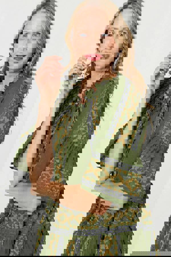 Green | Embroidered 1/2 Flare Sleeve Short Dress