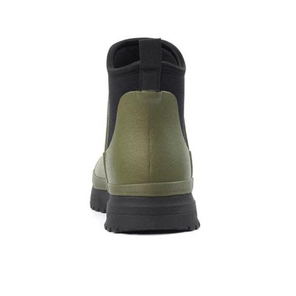 Rear pull on loop for easy wear on Grisport Mudmate ankle wellington boot