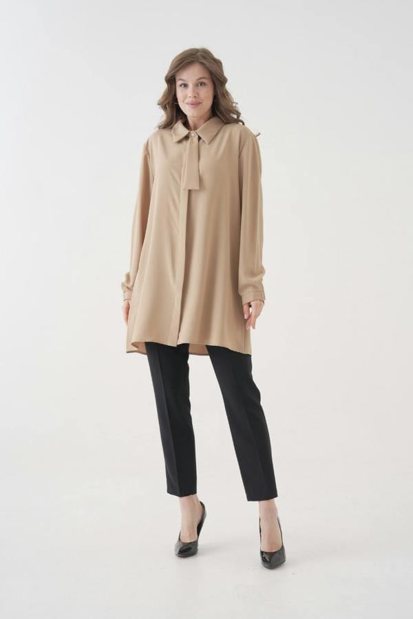 Hoxton Gal Oversized Long Sleeves Tie-Neck Tunic in Beige