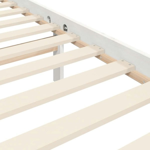 Berkfield Bed Frame with Headboard White 140x190 cm Solid Wood