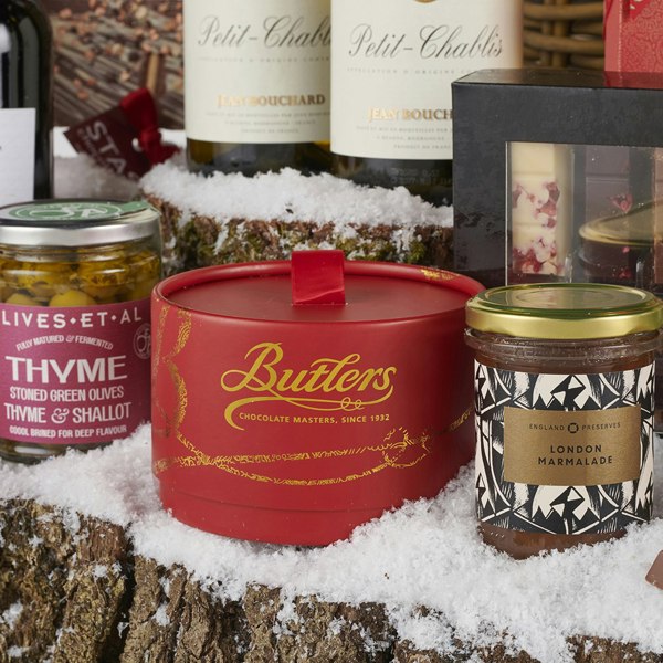 Virginia Hayward Snowed In Hamper