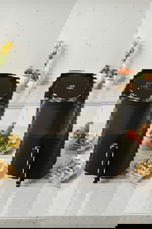 Living and Home 6L Air Fryer Oven Visible Roaster with Smart Touch Display, Adjustable Temp, Timer Function