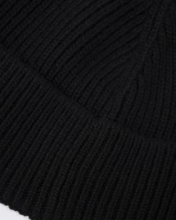 texture detail of a HUGO Xisk Mens Beanie in Black 001