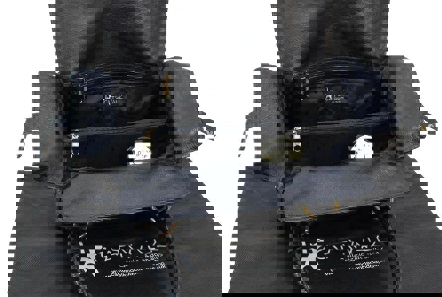 Catwalk Collection Handbags Claudia - Top Handle Bag