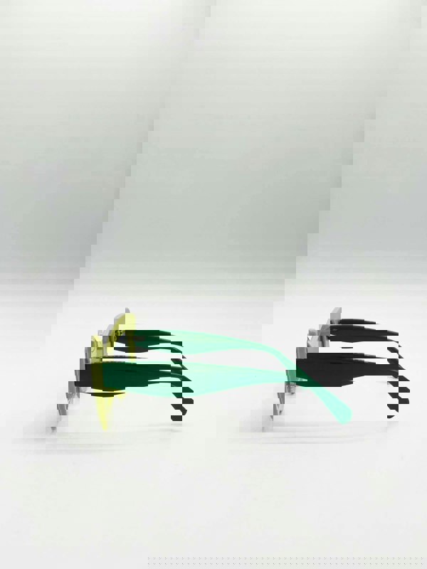 SVNX Bold Butterfly Cat-Eye Sunglasses Green Lime