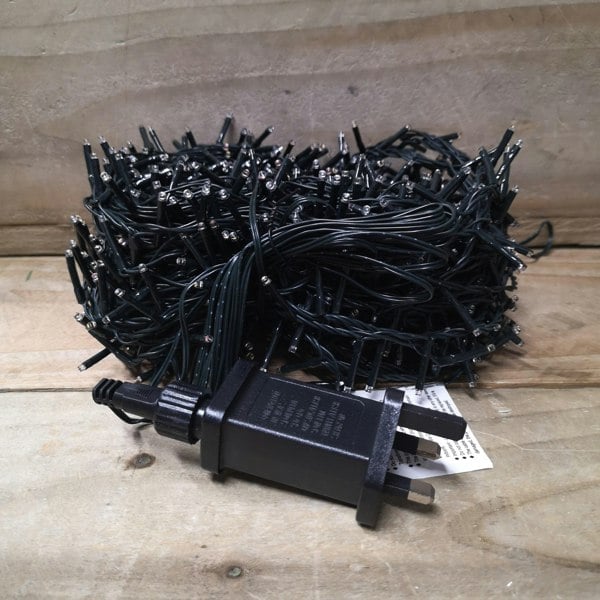 Samuel Alexander 1000 LED 25m Indoor Outdoor Christmas Multi Function Mains Operated String Lights with Timer in in Warm White