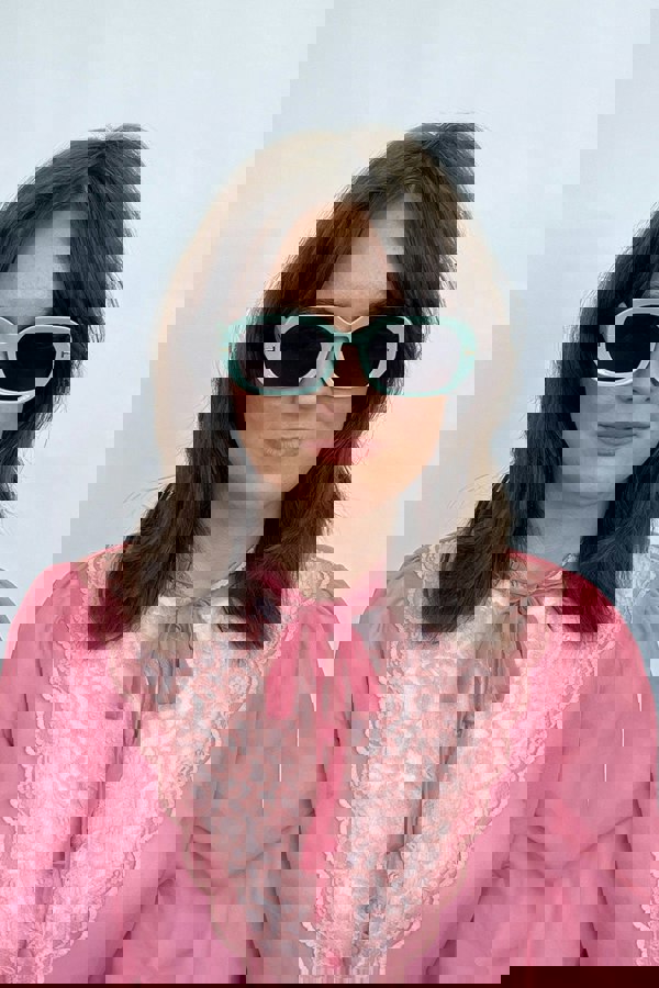 SVNX Oval Sunglasses with Wide Arm in Mint