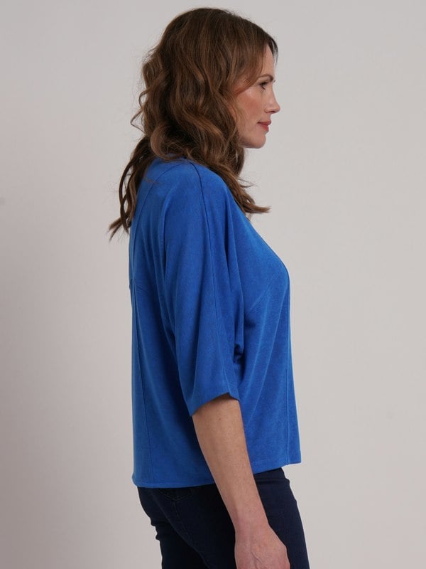 VIZ-A-VIZ Batwing Sleeve Top