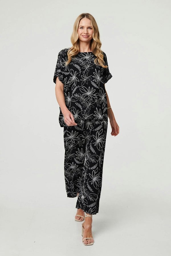 Black | Floral Relaxed Short Sleeve Top
