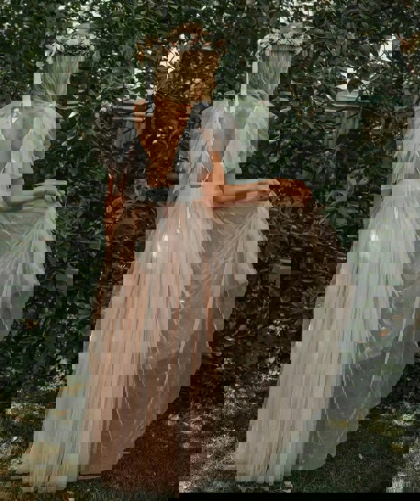 pretty girl wearing dress
