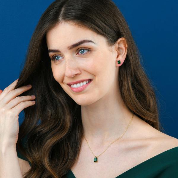 namana Gold Plated 925 Sterling Silver Green Rectangle Solitaire Pendant Necklace For Women