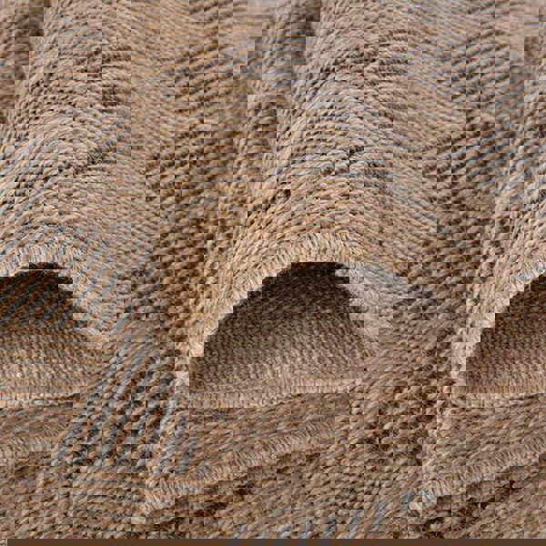 Nature Outdoor Rug Dark Grey colour weather-resistant, jute-looking, easy to clean.