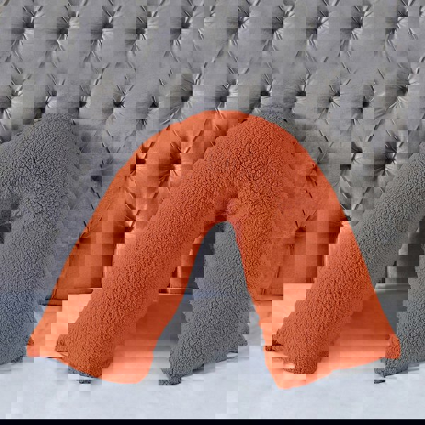 Snug City Teddy Bear Fleece Super Soft Cosy V Shape Pillowcase