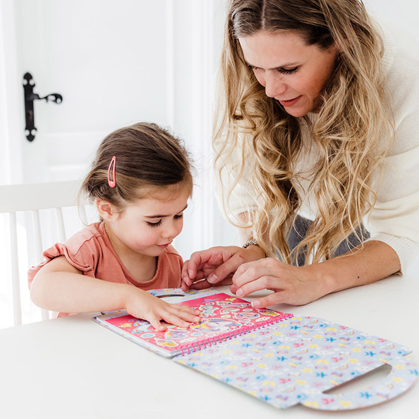 Totum Unicorn Designer Acitvity Book