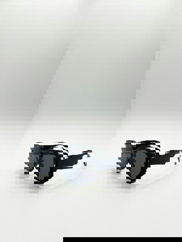 SVNX Oval Rectangular Vintage Sunglasses in Black