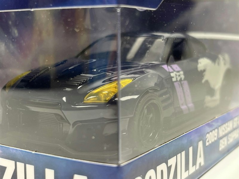 Jada Godzilla 2009 Nissan GT-R R35 Ben Sopra 1:32 Scale Jada 35295