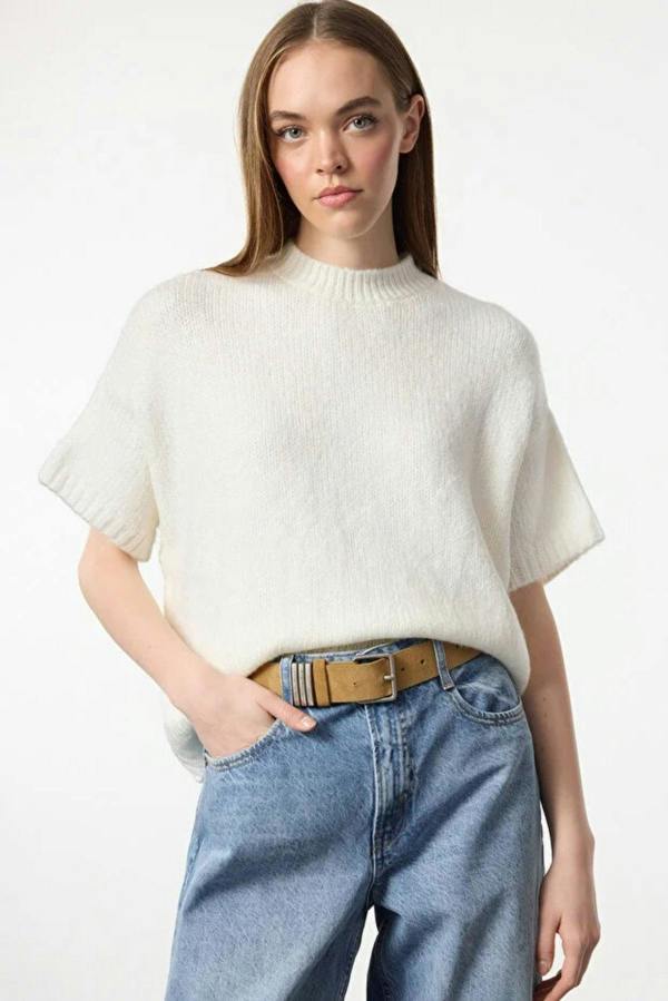 Hoxton Gal Oversized Soft-Touch Knit Sweater