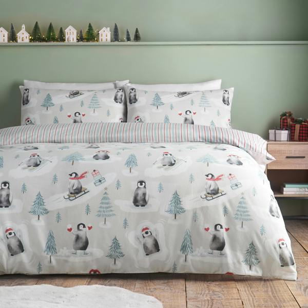 Catherine Lansfield Brushed Christmas Penguins Cotton Reversible Duvet Cover Set Green