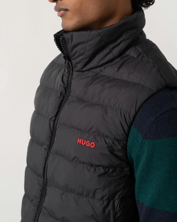 Close up of HUGO Banks2641 Mens Padded Gilet - Black 001