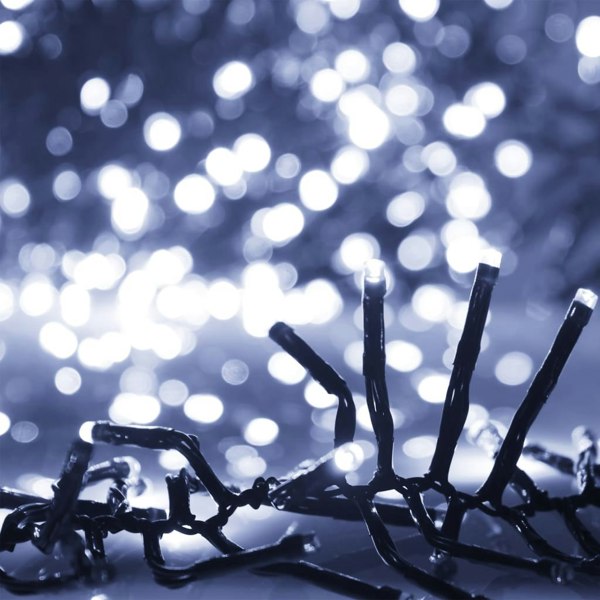 Berkfield LED Cluster String with 400 LEDs Cold White 7.4 m PVC