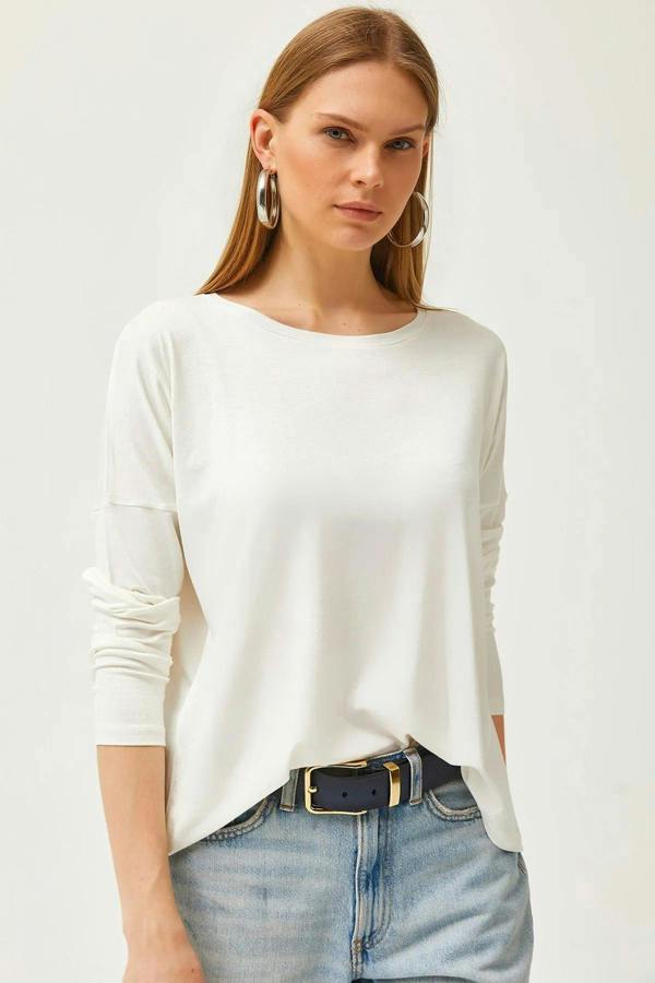 Hoxton Gal Crew Neck Draped Batwing Viscose Blouse