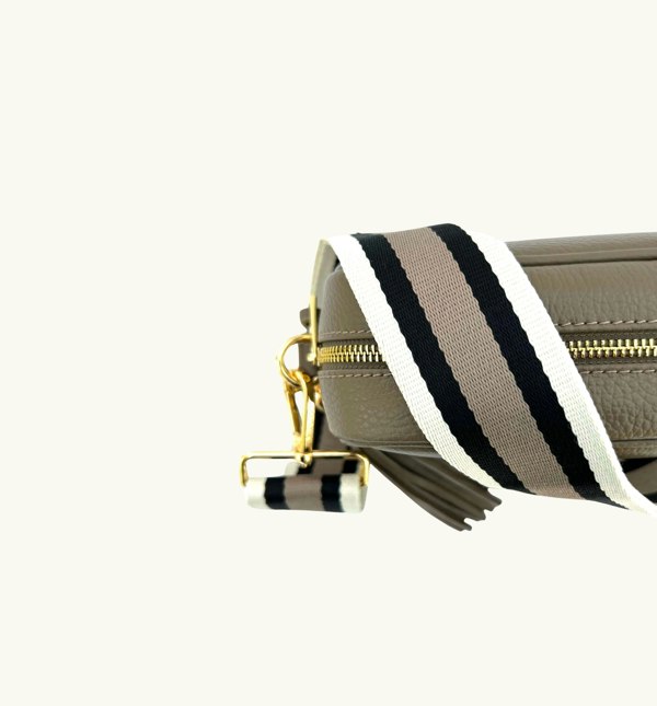 Apatchy Latte Stripe Strap