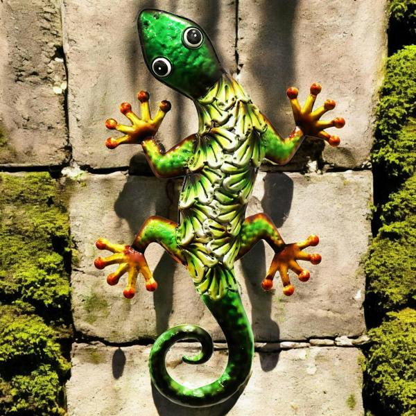 EDH Door Hardware Metallic Green Gecko Wall Art – 39 x 18 x 3.2 CM | Hand-Painted Metal Lizard Decor for Indoor & Outdoor