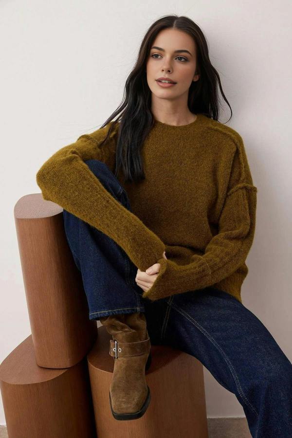WOVCOR Soft Textured Woolen Oversize Knit Sweater