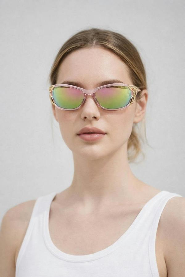 SVNX Vintage Wrap Around With Butterfly Detail Sunglasses in Pink Multi