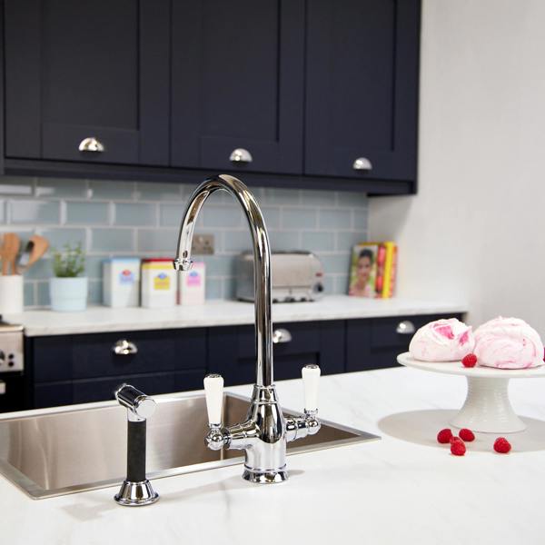 Flode Halden | Dual Lever Kitchen Sink Mixer Tap and Rinser with Swivel Spout | Polished Chrome Finish