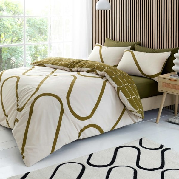 Catherine Lansfield Linear Curve Geometric Reversible Duvet Cover Set