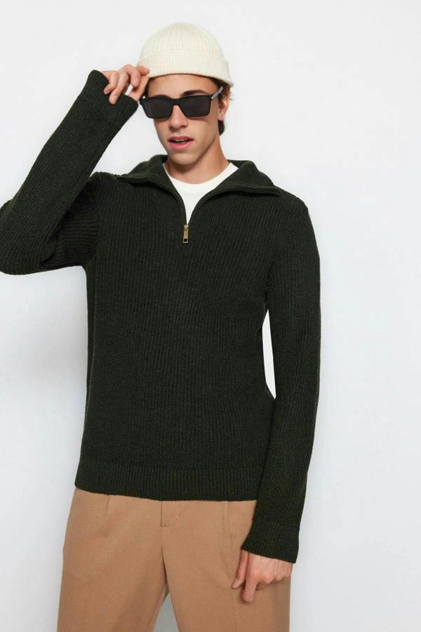WOVCOR Regular Woolen Zippered Turtleneck Knit Men's Sweater