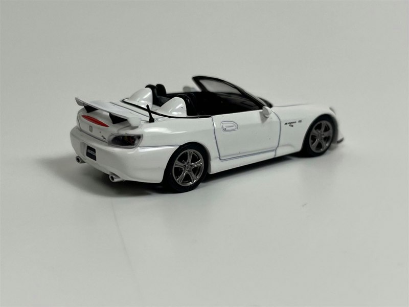 Mini GT Honda S2000 AP2 CR Grand Prix White LHD 1:64 Scale MGT00656L