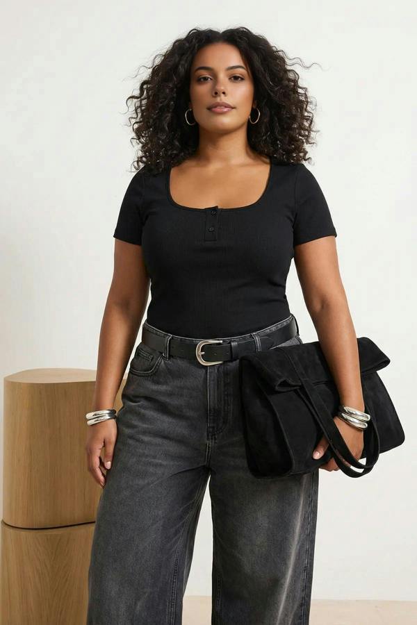 WOVCOR Pool Neck Fitted Knitted Plus Size Blouse
