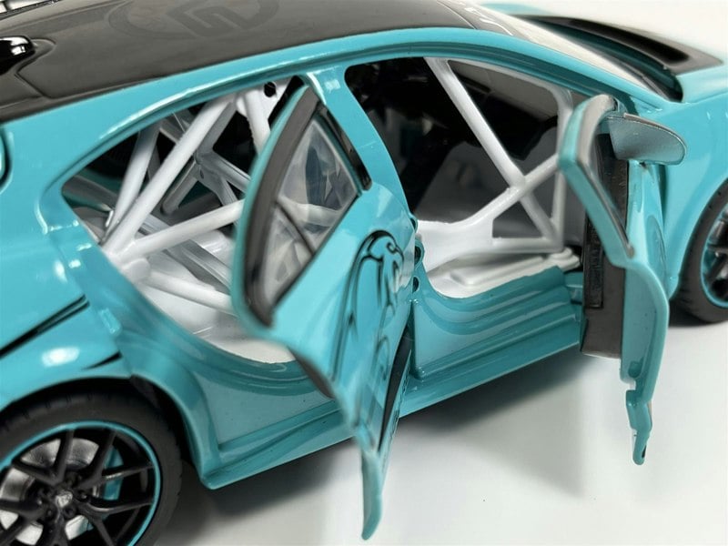 Tayumo Jaguar I Pace E Trophy LHD Light & Sound Blue 1:32 Scale - 32110010