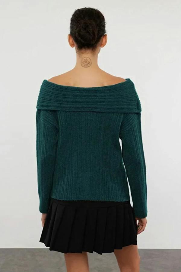 Hoxton Gal Oversized Flared Sleeve Knit Sweater