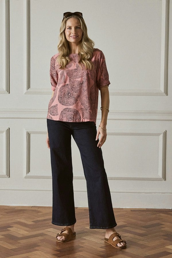 Pink | Abstract 1/2 Sleeve Relaxed Top : Model is 5'10"/178 cm and wears UK10/EU38/US6/AUS10