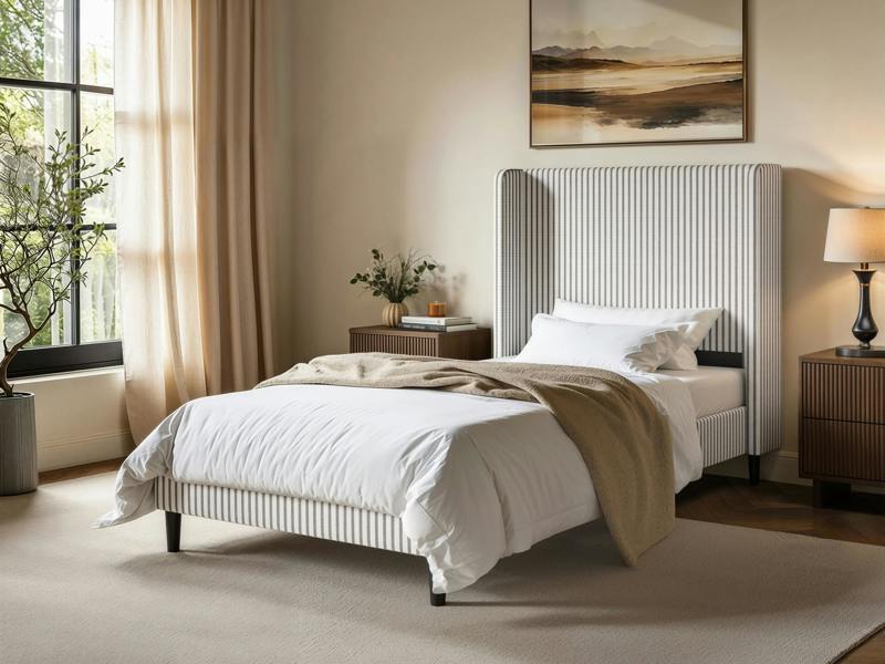 SOLACE+CO Jovanna Bed with Winged Headboard