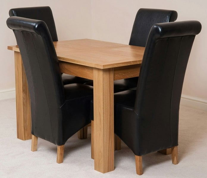 That's Furniture Hampton Small Oak Extending Dining Table with Montana Leather Chairs