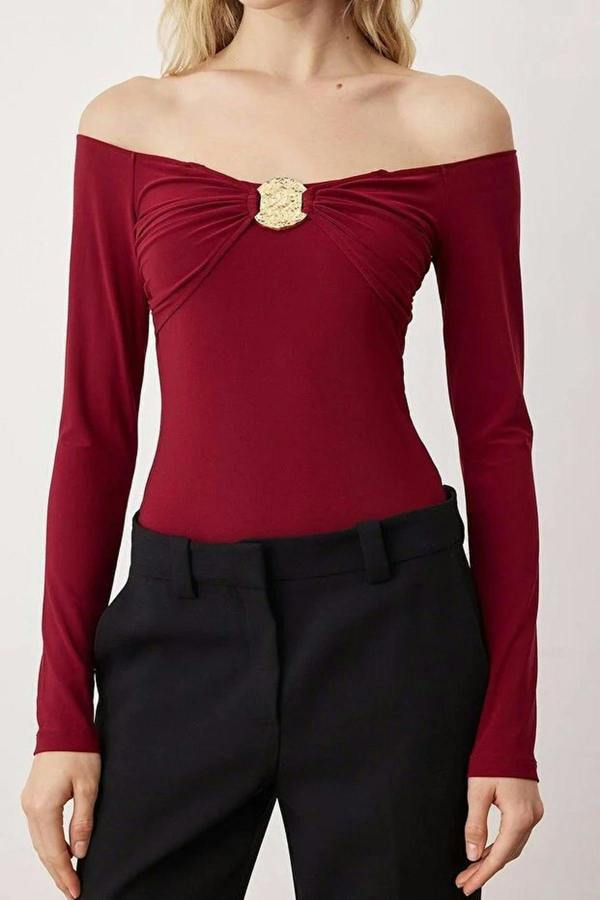 WOVCOR Carmen Collar Knit Party Bodysuit with Gold Accessories