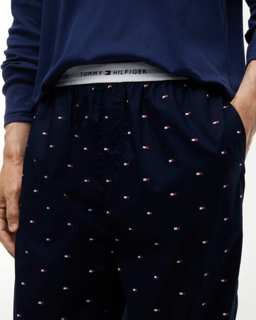 Tommy Hilfiger Long Woven Print Mens Pyjama Set - Carbon Navy/Carbon Navy Flag Aop