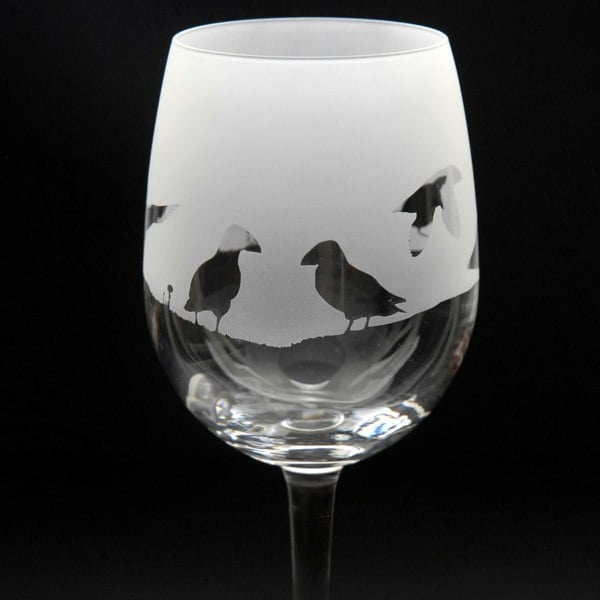 Glyptic Glass Art Puffin Crystal Wine Glass - Hand Etched/Engraved Gift